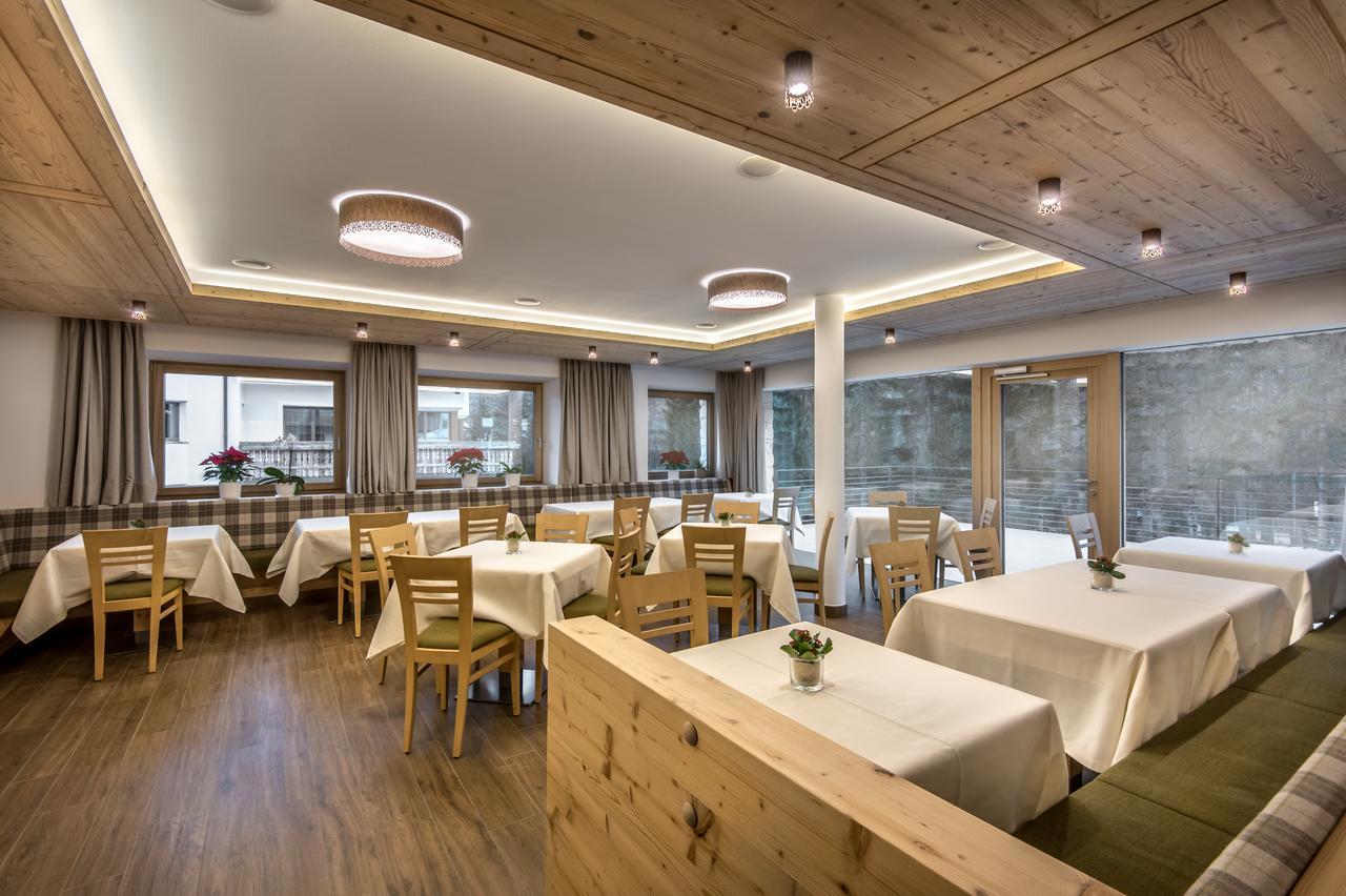 Hotel Garni Larix Colfosco Esterno foto