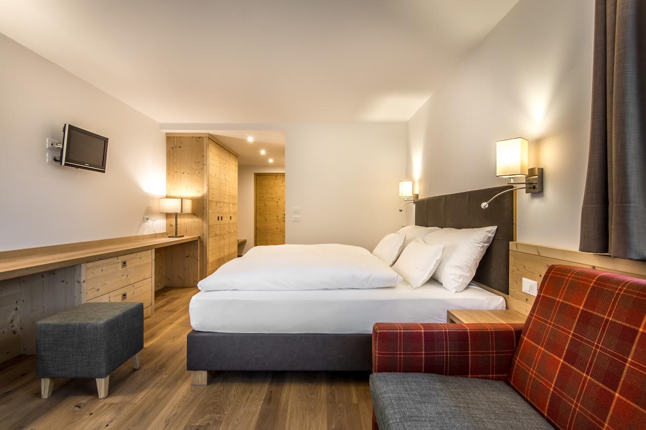 Hotel Garni Larix Colfosco Esterno foto